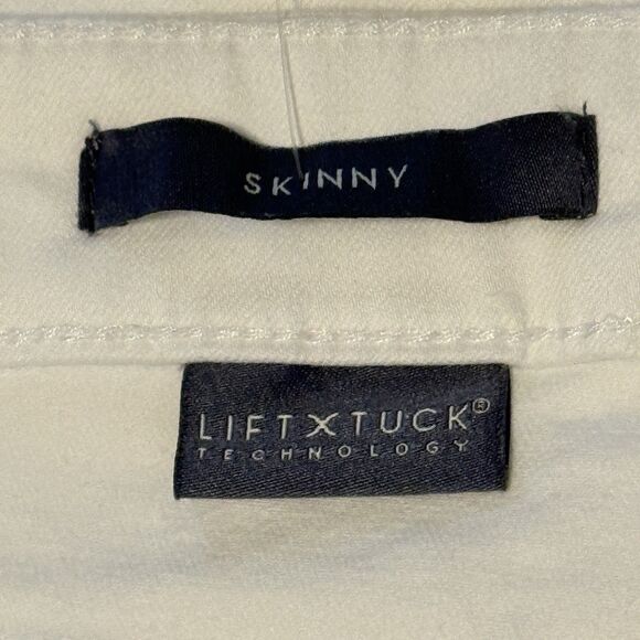 NYDJ Ami Skinny Jeans White Size 14 NWT Lift Tuck High Rise Soft - Picture 13 of 16